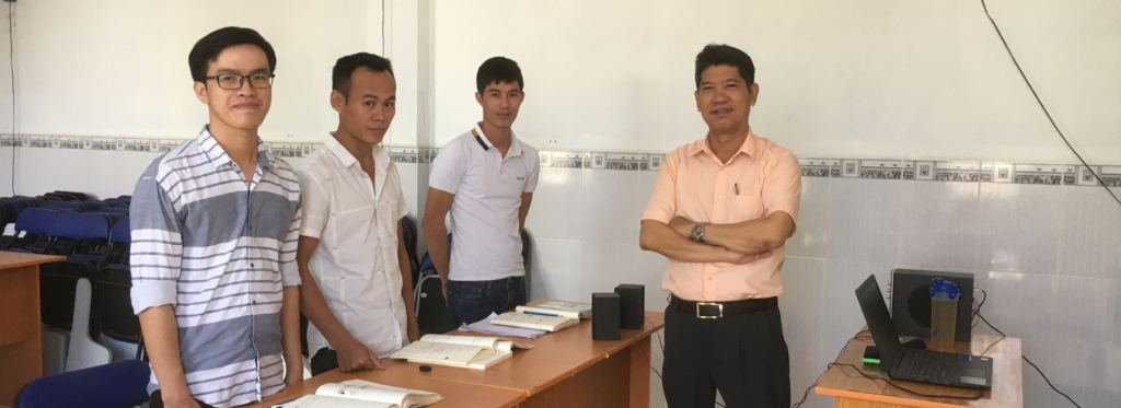Vietnamese Language Journey team teacher Khanh guiding students in a Vietnamese language classroom